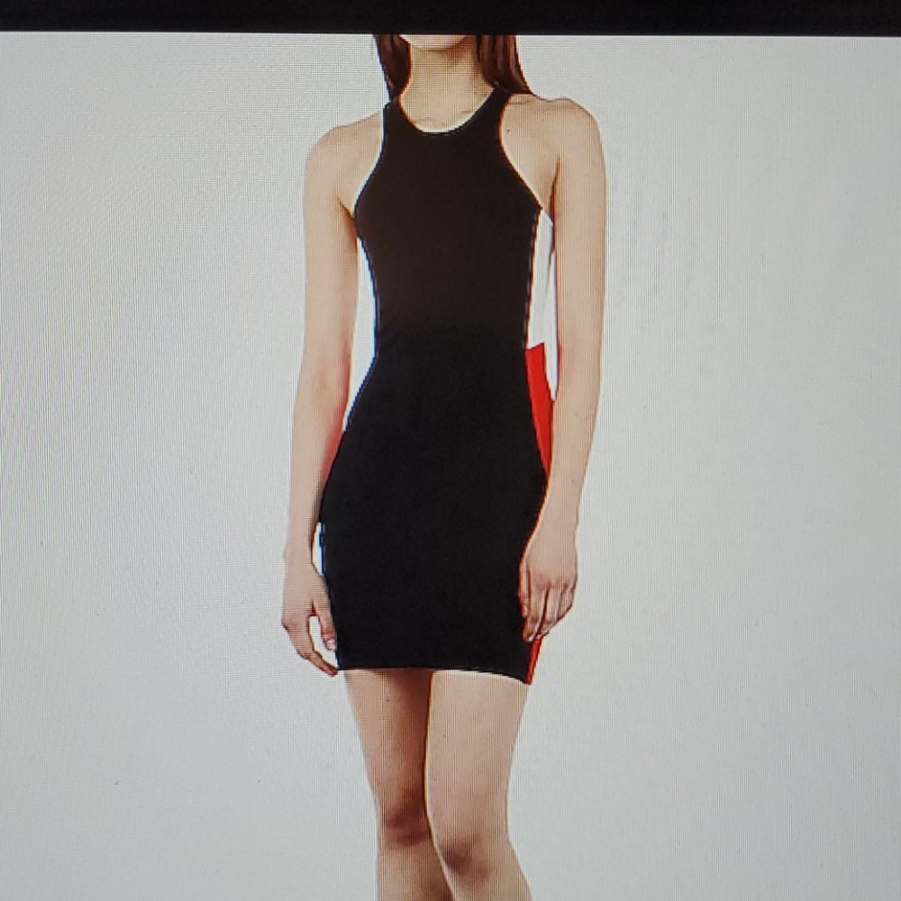 EXPRESS COLOR BLOCK SIDE RACERBACK - Picture 2 of 6